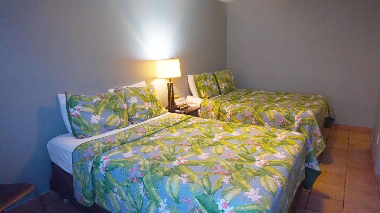 Upper Deck Hotel And Bar - Adults Only South Padre Island Extérieur photo